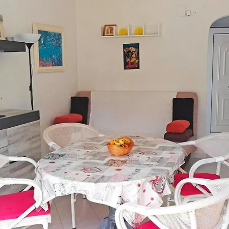 Ap2124 Oasis Beach I Marineta
